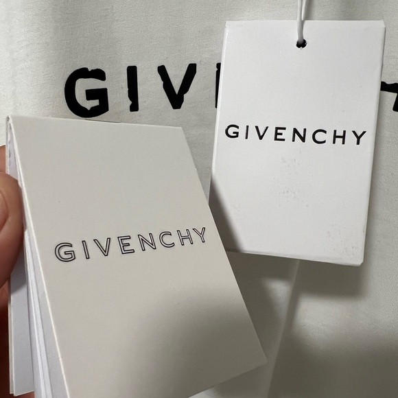 Givenchy Men Tshirt Size XXL - Picture 3 of 7